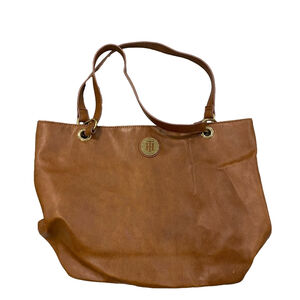 Tommy hillfiger tote almost new